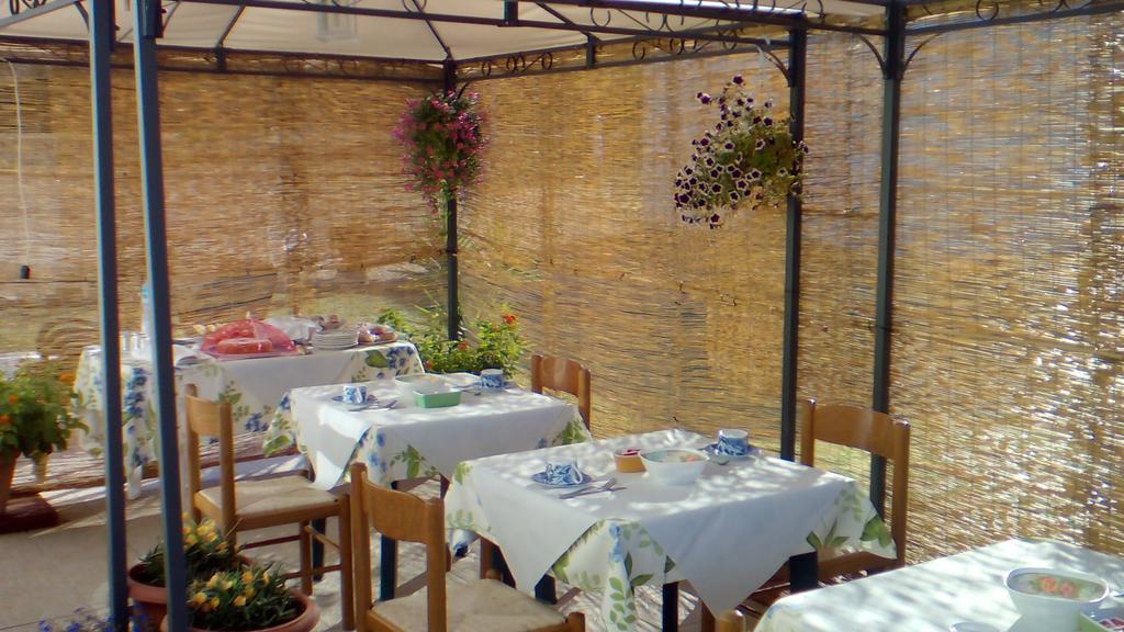 B&B Le Vele Теулада Экстерьер фото